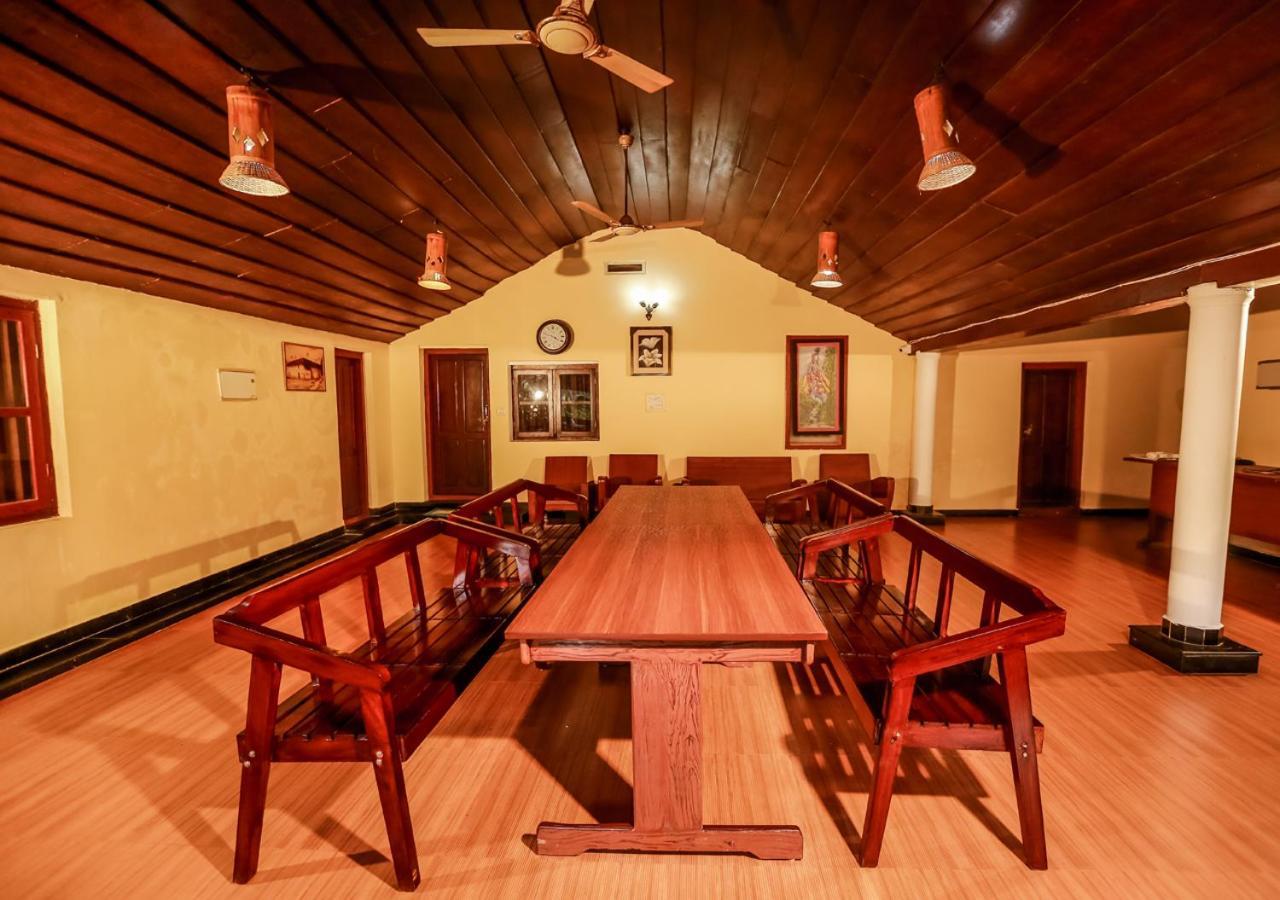 Chandragiri Wayanad Pool Bungalow By Voye Homes Vaduvanchal Exterior photo